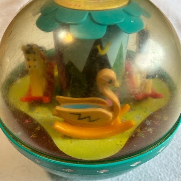 Vintage Fisher Price Roly Poly Chime Ball #165 from 1966. Baby Infant Toys - Picture 8 of 11